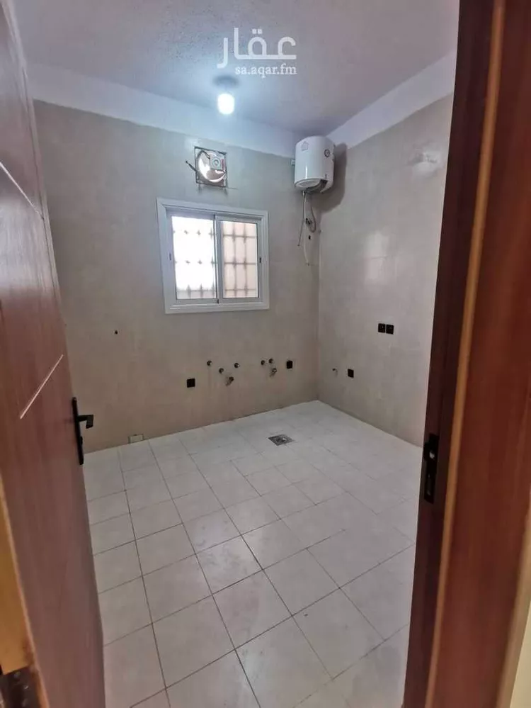 شقة للإيجار في شارع أبي طالب عبدالجبار, حي العوالي, مدينة الرياض, منطقة الرياض 8