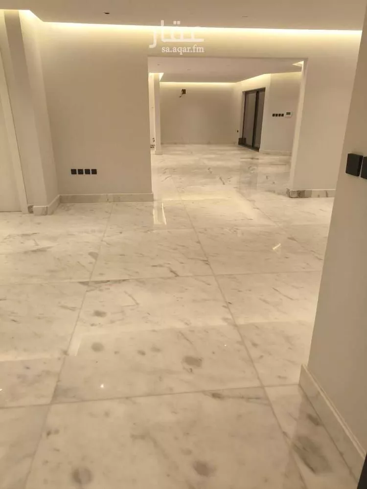 فيلا للبيع في شارع اسعد بن نصر, حي حطين, مدينة الرياض, منطقة الرياض صورة 4