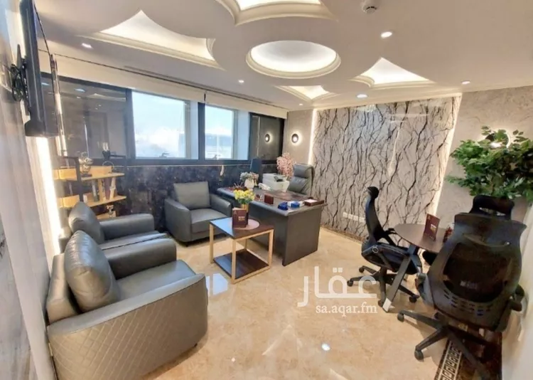 مكتب تجاري للإيجار في شارع التخصصي الفرعي, حي المحمدية, مدينة الرياض, منطقة الرياض