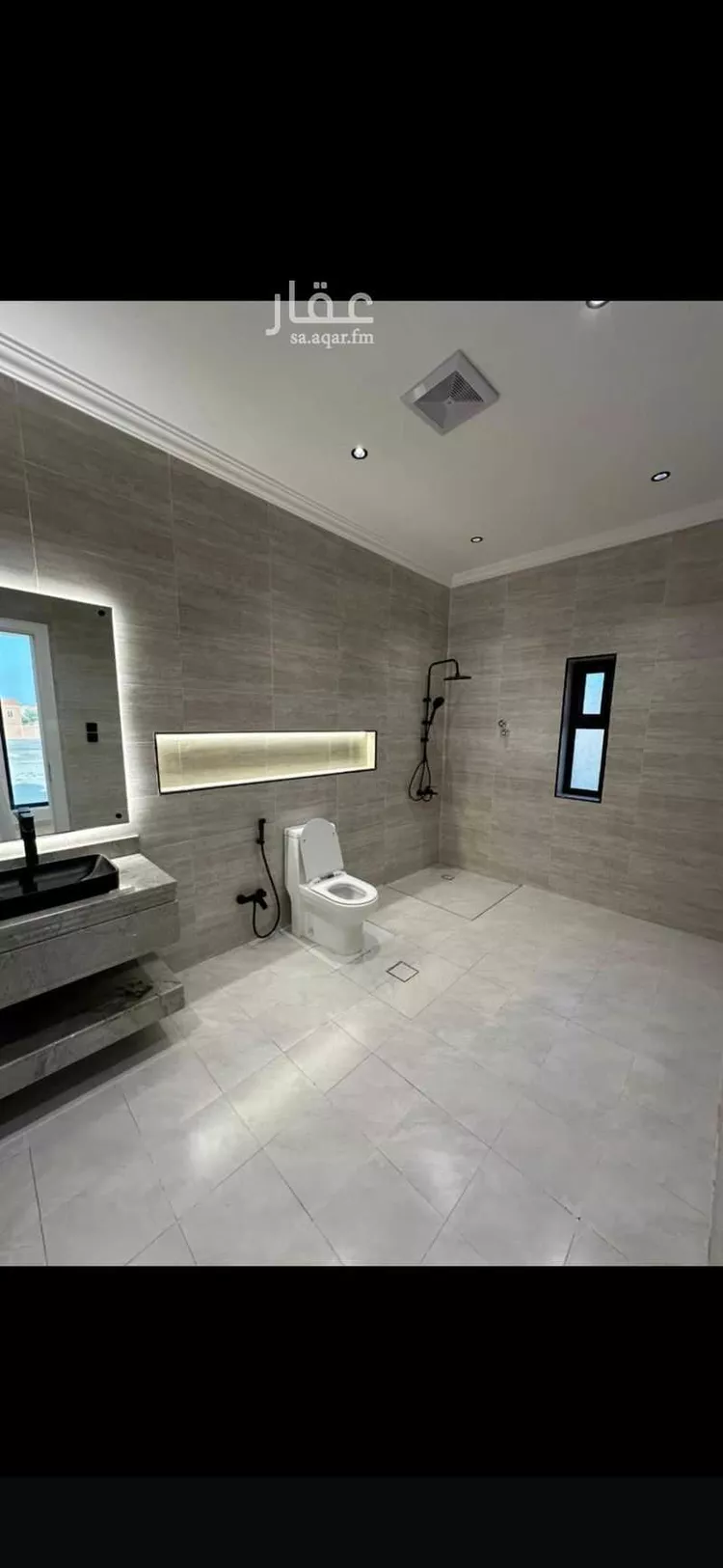 فيلا للبيع في شارع عرعر, حي الصواري, مدينة الخبر, المنطقة الشرقية صورة 2