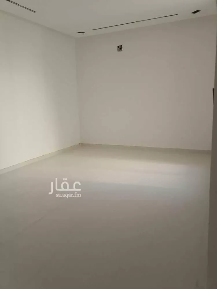 Floor for Sale in Riyadh Al Janadriyah 8