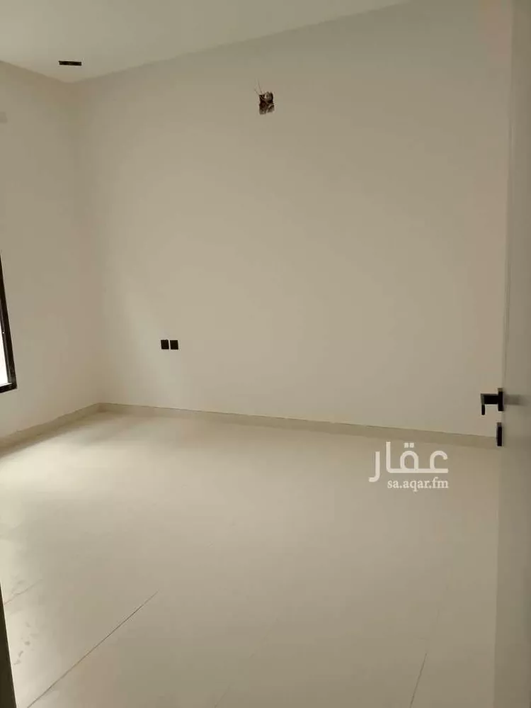 Floor for Sale in Riyadh Al Janadriyah صورة 3