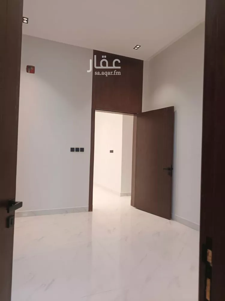 فيلا للبيع في شارع الجنادرية, حي الجنادرية, مدينة الرياض, منطقة الرياض صورة 2