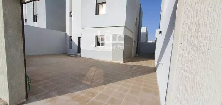 فيلا للإيجار في شارع حرة الحجرة ، حي الجنادرية ، الرياض ، منطقة الرياض