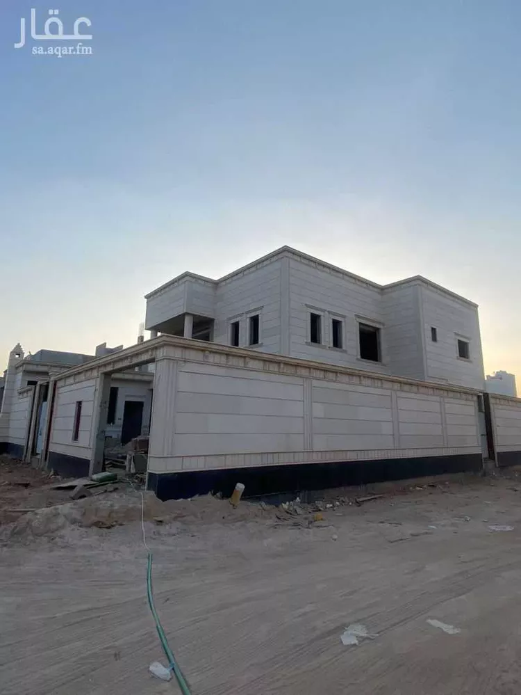 فيلا للبيع في شارع المقداد بن سعد, حي الإسكان, مدينة المجمعة, منطقة الرياض صورة 2