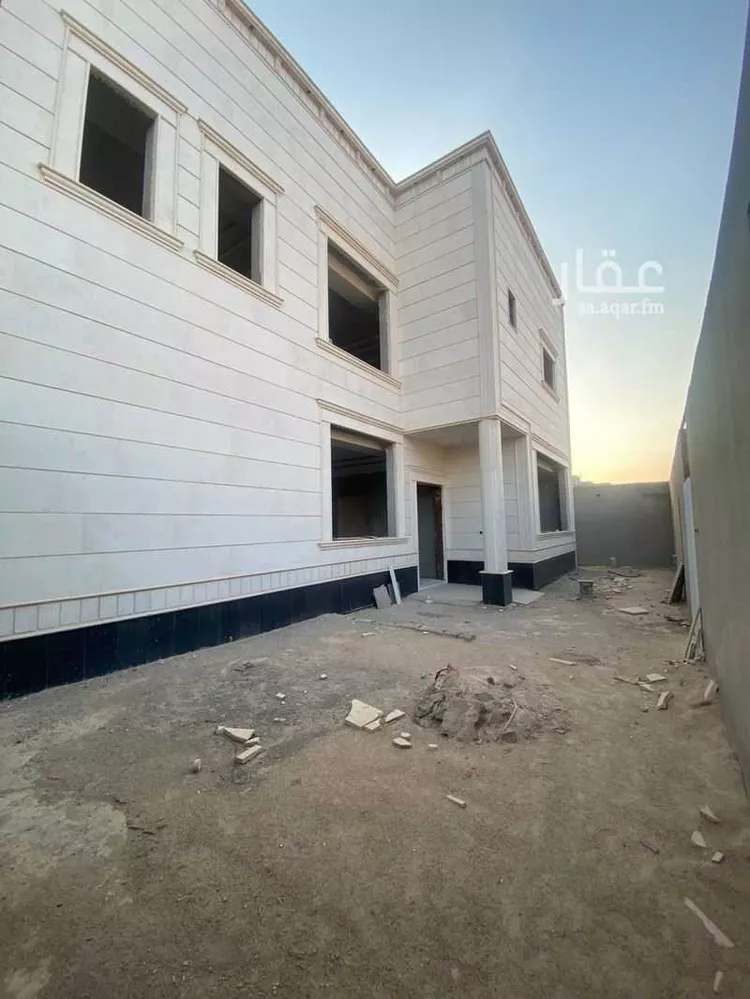 فيلا للبيع في شارع المقداد بن سعد, حي الإسكان, مدينة المجمعة, منطقة الرياض صورة 4