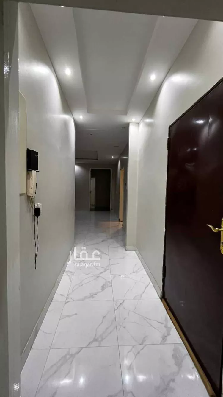 فيلا للبيع في شارع بدون, حي ظهرة لبن, مدينة الرياض, منطقة الرياض صورة 3