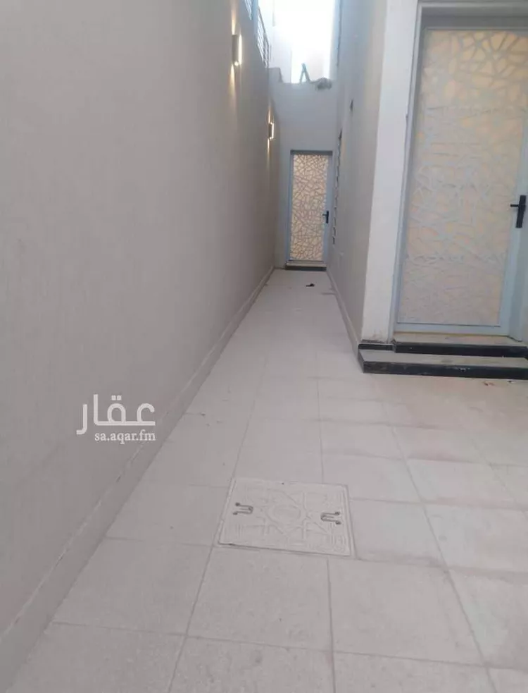 دور للبيع في شارع بدون, حي بدر, مدينة الرياض, منطقة الرياض صورة 2