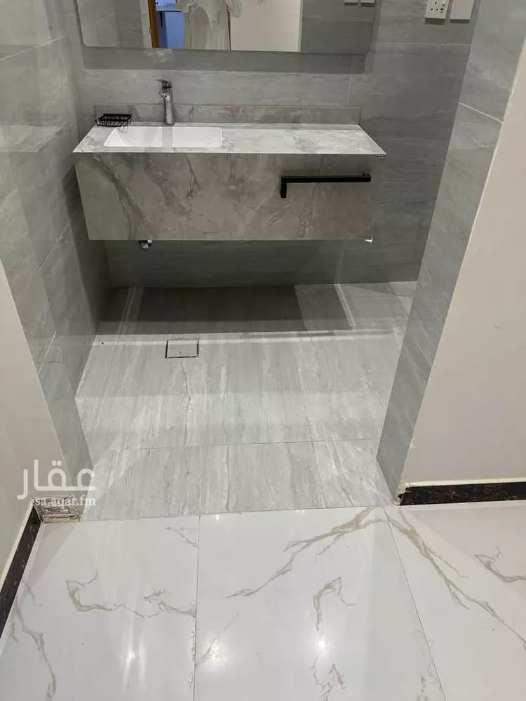 شقة للإيجار في شارع الحسن الليثي, حي عرقة, مدينة الرياض, منطقة الرياض