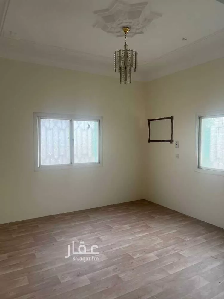 شقة للإيجار في شارع عبدالعزيز ابن رفيع, حي القطبية الشرقية, مدينة الطائف, منطقة مكة المكرمة