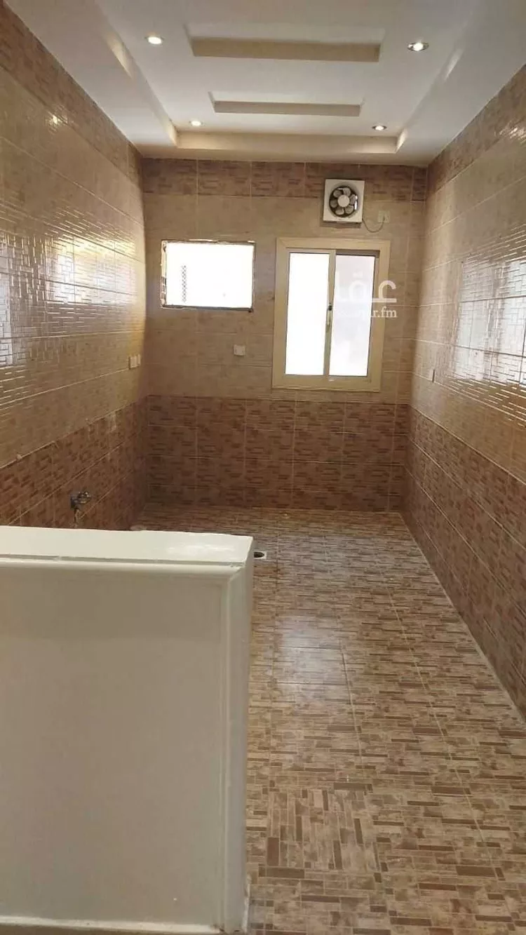 عمارة للإيجار في شارع طريق الملك فهد, حي الغويلا, مدينة نجران, منطقة نجران صورة 3