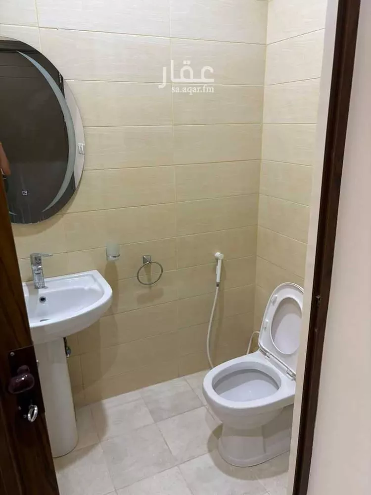 عمارة للإيجار في شارع الأمين بن الرشيد, حي الصواري, مدينة جدة, منطقة مكة المكرمة