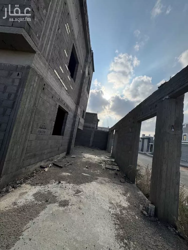 عمارة للبيع في شارع 4340980, حي الربوة, مدينة خميس مشيط, منطقة عسير صورة 3