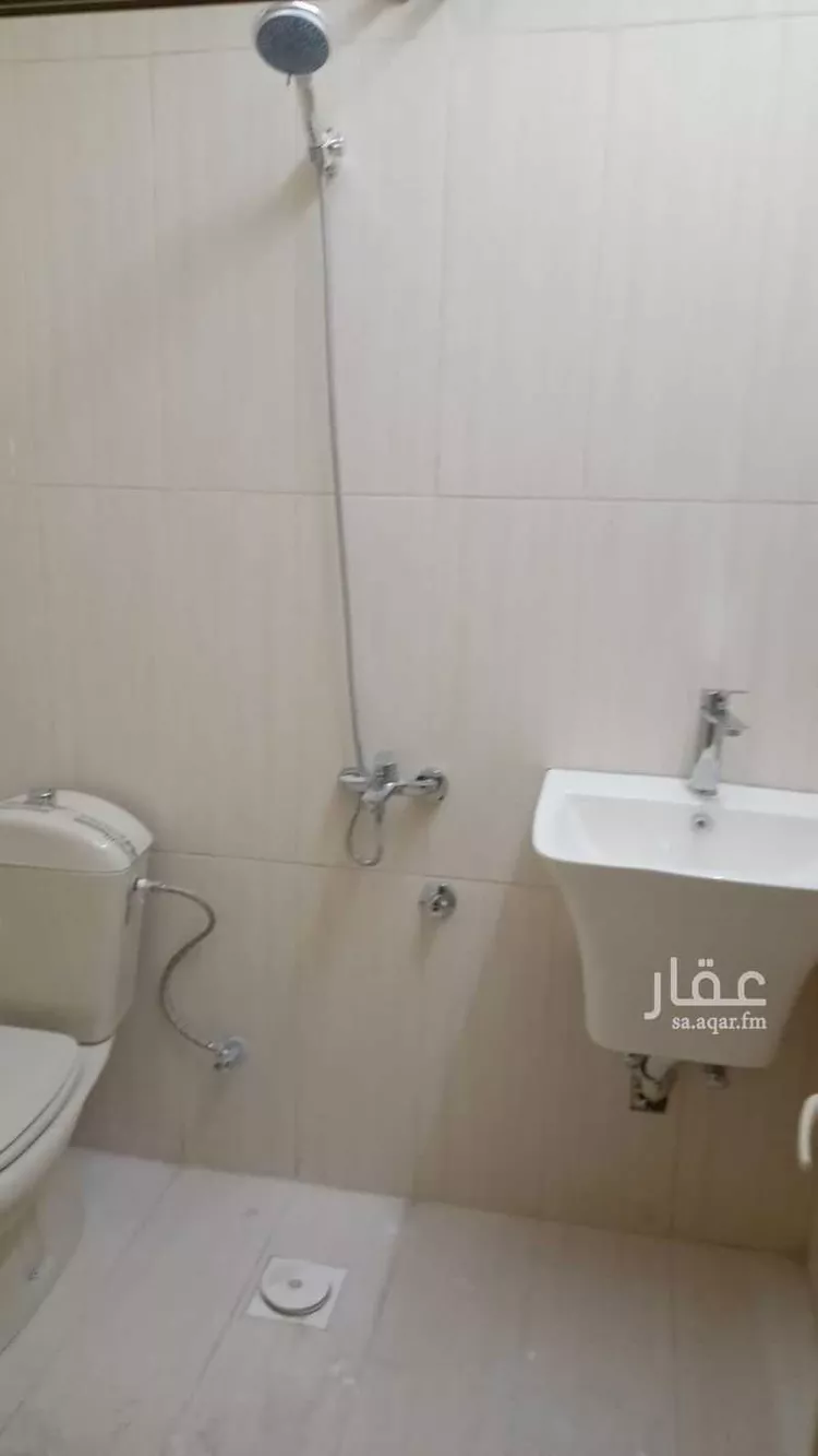 شقة للإيجار في شارع مروان بن الحارث ، حي الصوارى ، جدة ، جدة