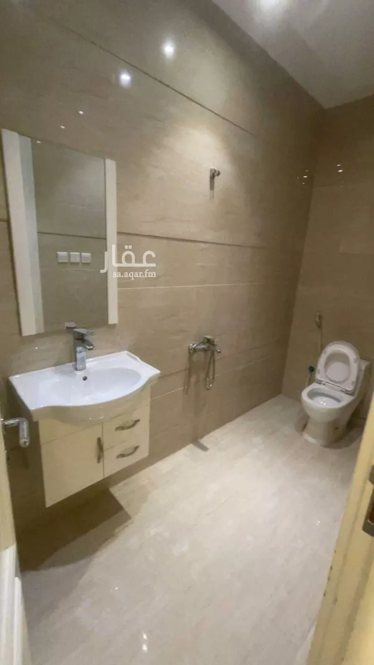 شقة للإيجار في شارع الافاضله, حي الملقا, مدينة الرياض, منطقة الرياض صورة 2