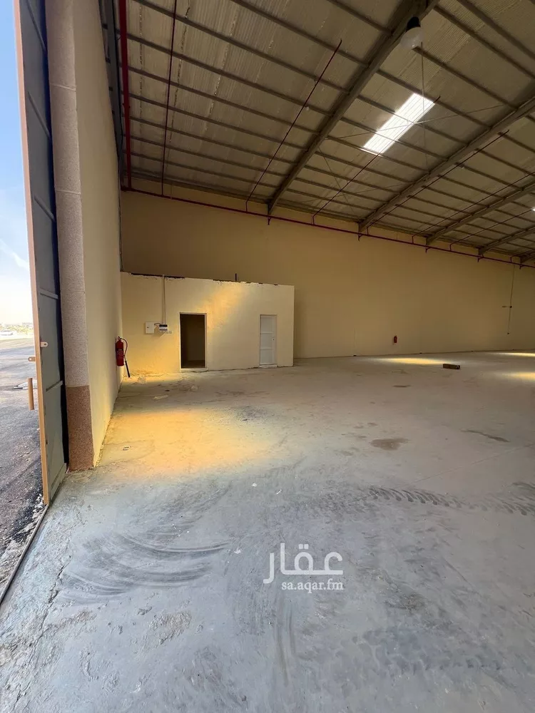 مستودع للإيجار في شارع وادي الغيل, حي السلي, مدينة الرياض, منطقة الرياض صورة 3