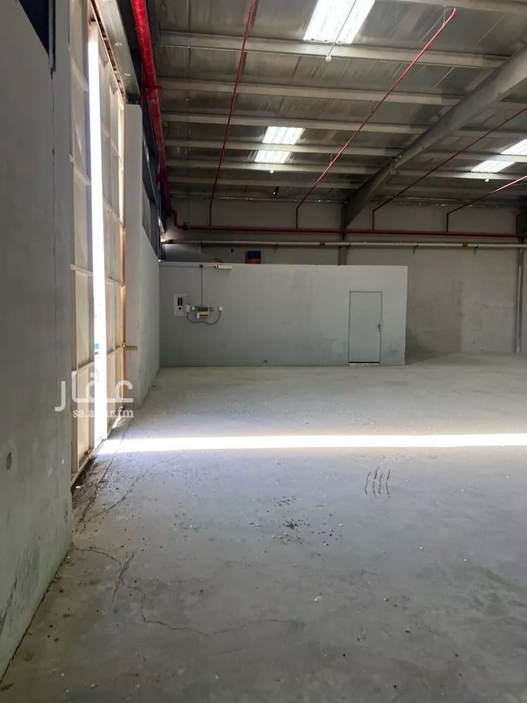 مستودع للإيجار في شارع الحبيلات, حي البرية, مدينة الرياض, منطقة الرياض صورة 4