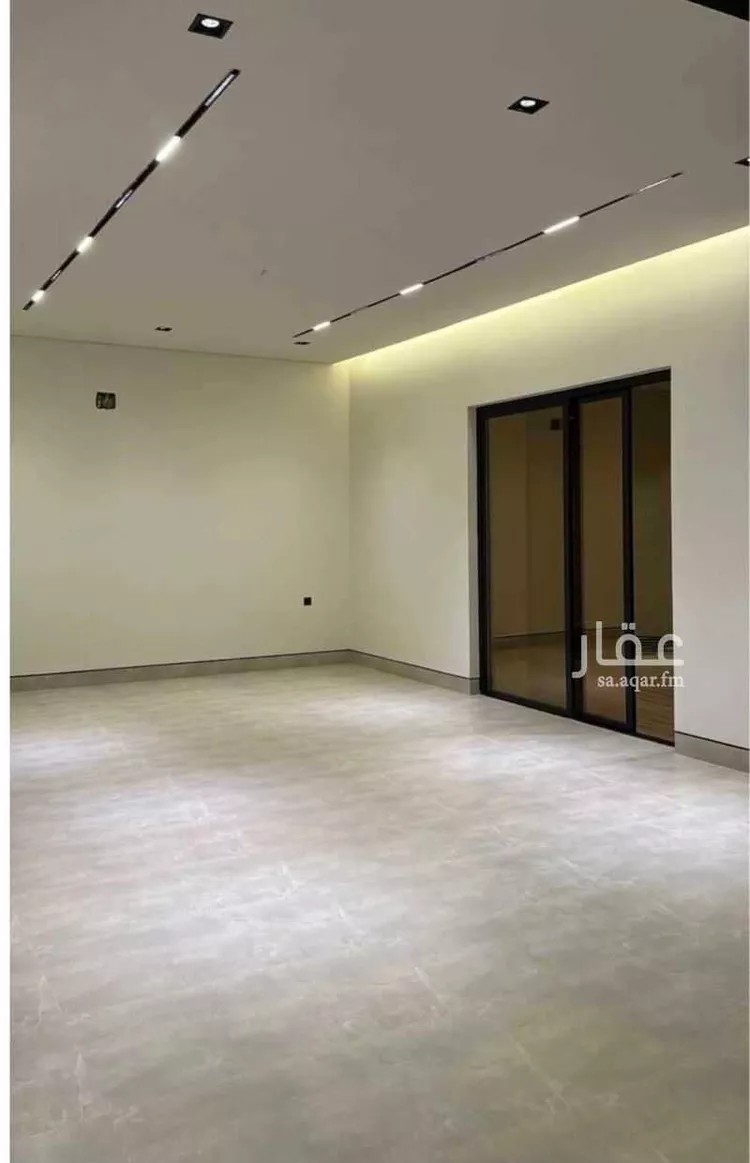 فيلا للبيع في شارع العروبه, حي الشعلة, مدينة الدمام, المنطقة الشرقية 8