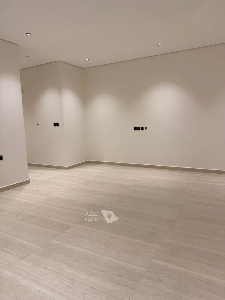 Floor for Rent in Riyadh Ash Sharq 5
