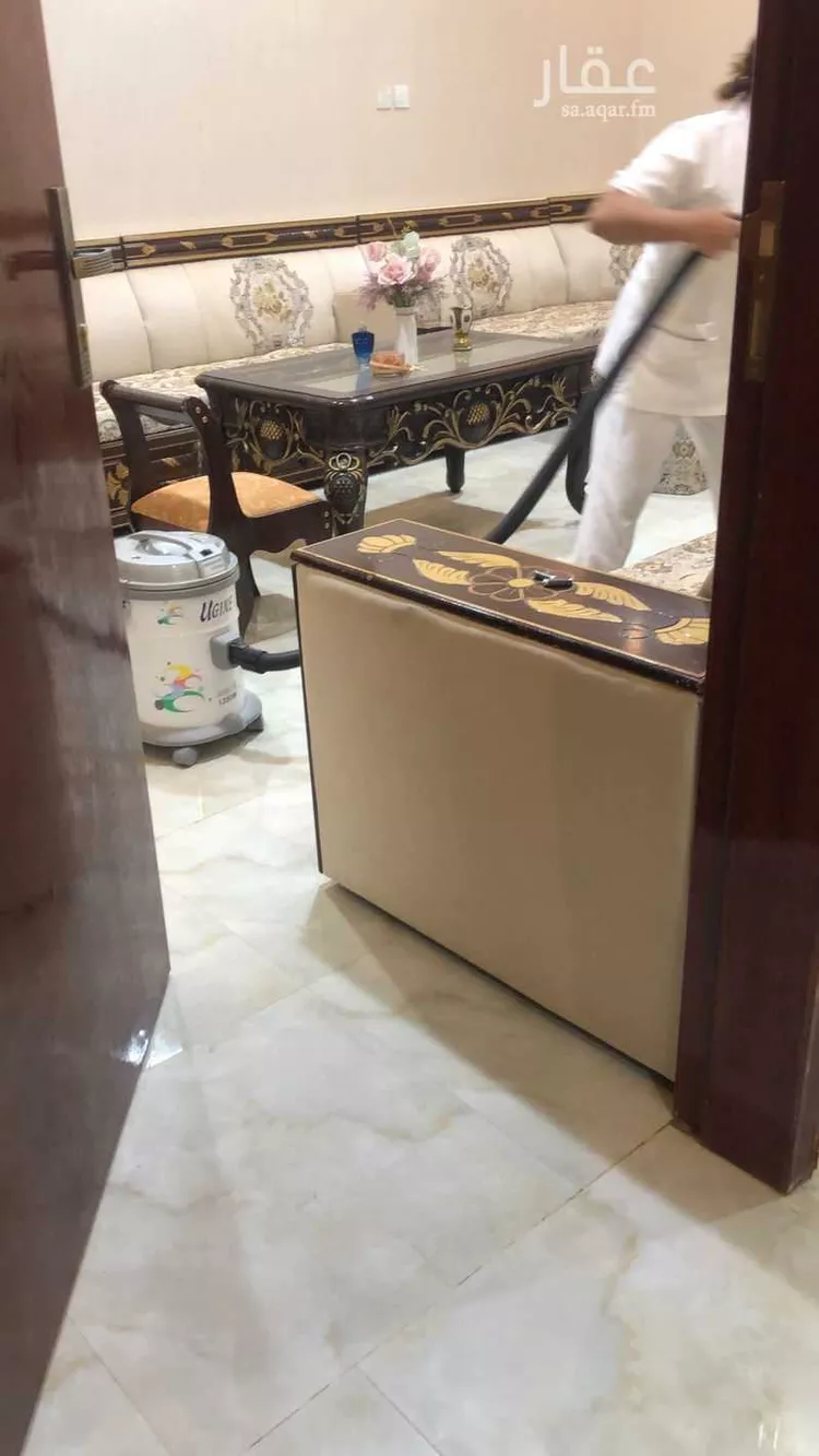 شقة للإيجار في شارع الدفاع ، حي السلام ، حوطة بني تميم ، حوطة بني تميم