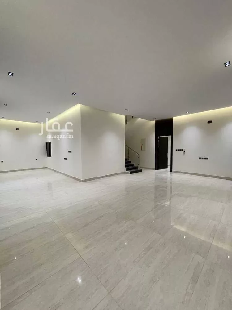 فيلا للبيع في شارع تاج الدين الفكهاني, حي الرمال, مدينة الرياض, منطقة الرياض