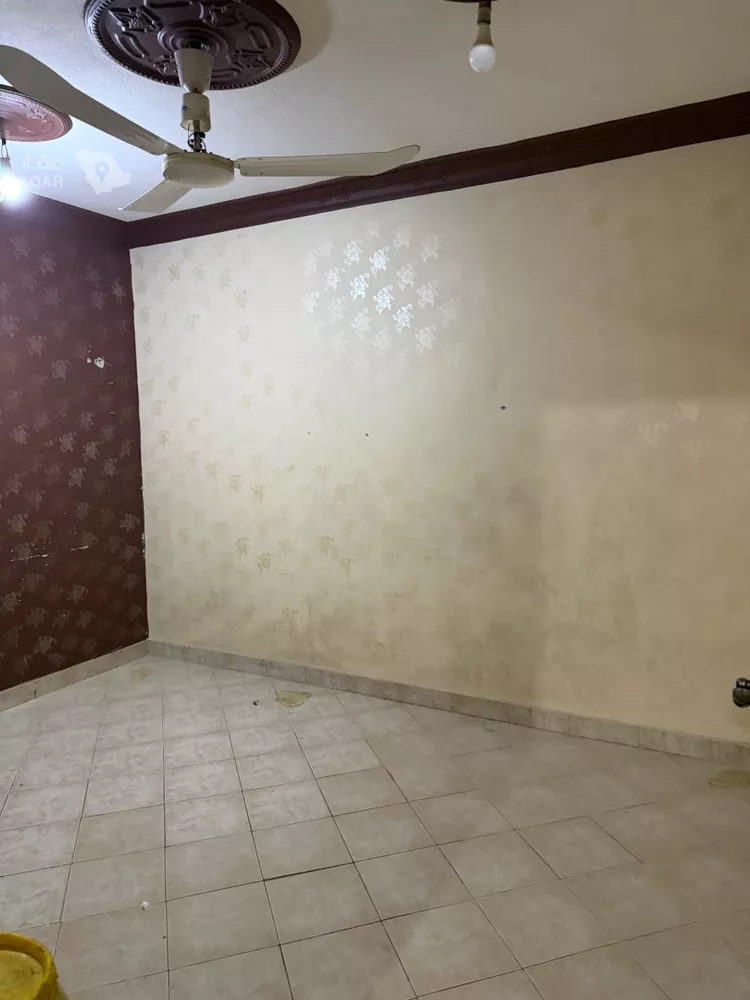 شقة للإيجار في شارع الفطيمة ، حي الخالدية ، الرياض ، منطقة الرياض صورة 4