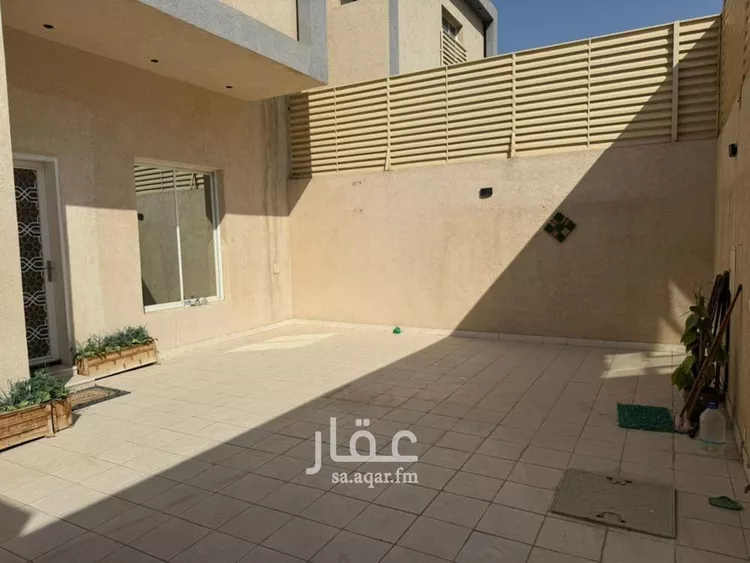 فيلا للبيع في شارع الدعاء, حي سلطانة, مدينة الرياض, منطقة الرياض صورة 3
