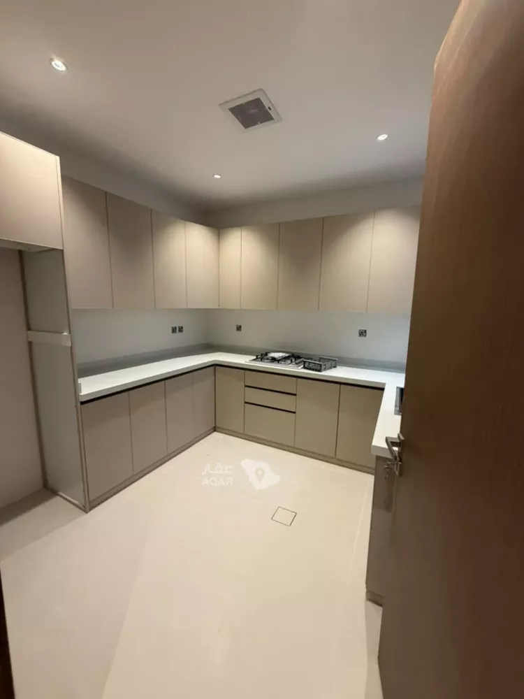 Apartment for Rent in Riyadh Al Khaleej 8