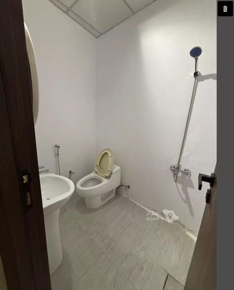Building for Rent in Riyadh Al Malaz 12