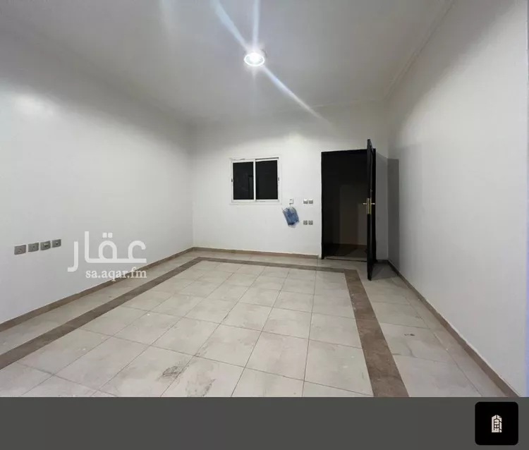 Floor for Rent in Riyadh Al Fayha 9