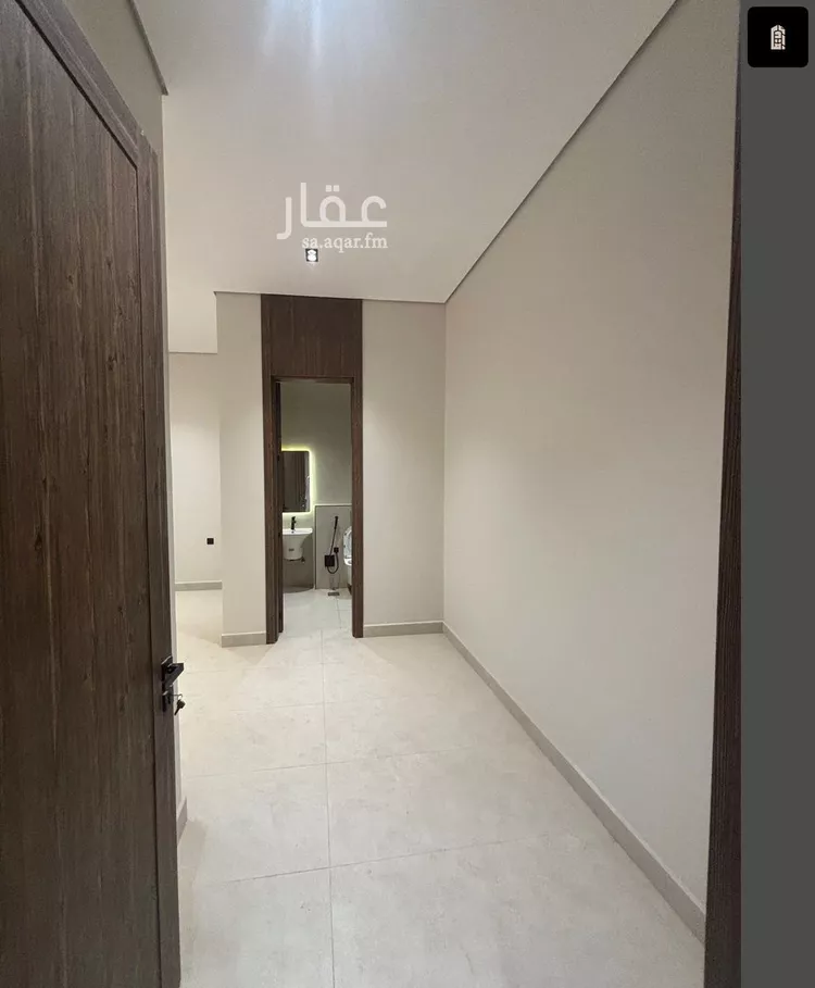 دور للبيع في شارع الريحانية, حي السعادة, مدينة الرياض, منطقة الرياض 11