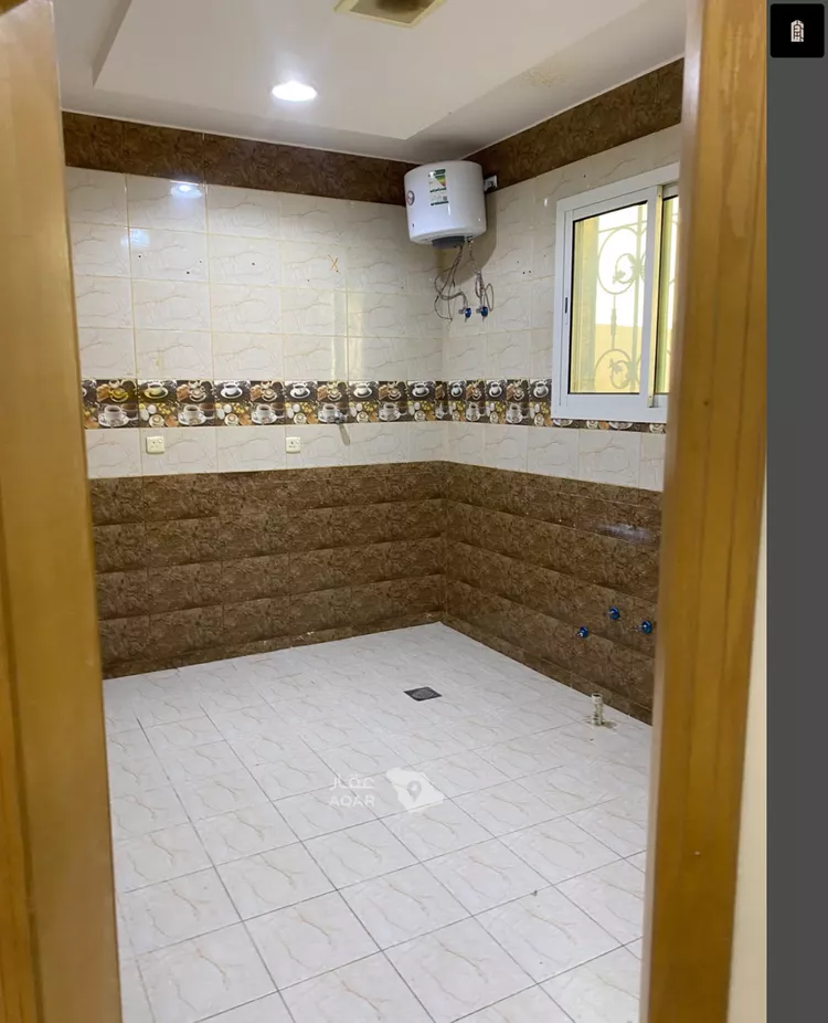 Floor for Rent in Riyadh Al Fayha 10