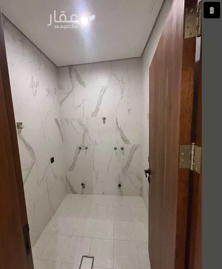 Floor for Rent in Riyadh Al Fayha 10