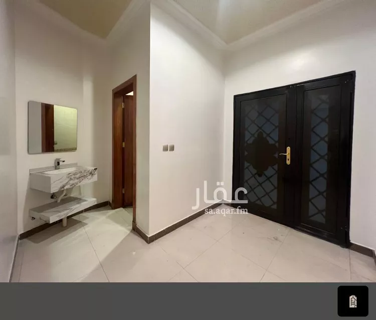 Floor for Rent in Riyadh Al Fayha 12