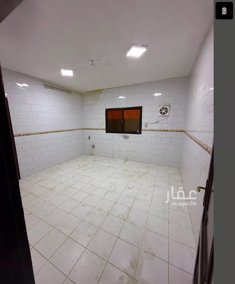 فيلا للبيع في شارع حسين عرب, حي السلام, مدينة الرياض, منطقة الرياض 8
