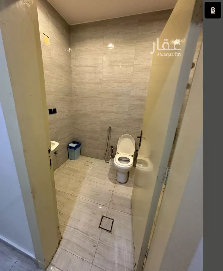 Floor for Rent in Riyadh Al Fayha 6