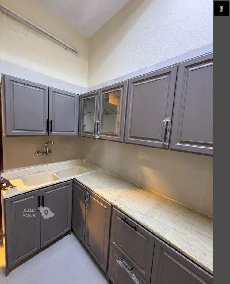 Building for Rent in Riyadh Al Malaz 18