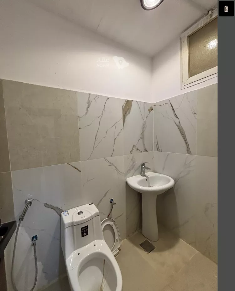 Building for Rent in Riyadh Al Malaz 17