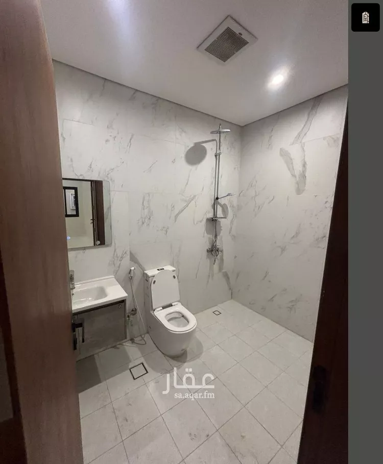 Floor for Rent in Riyadh Al Fayha 9