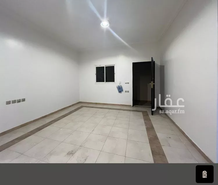 Floor for Rent in Riyadh Al Fayha 18