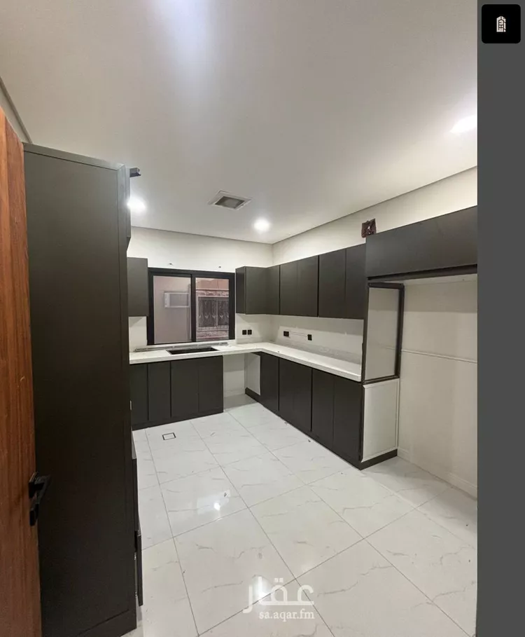 Floor for Rent in Riyadh Al Fayha 11
