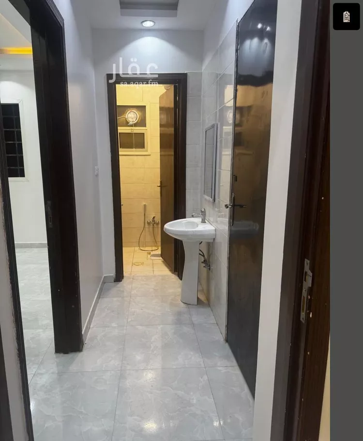 شقة للإيجار في شارع ابن الزبير الغرناطي, حي السعادة, مدينة الرياض, منطقة الرياض 15