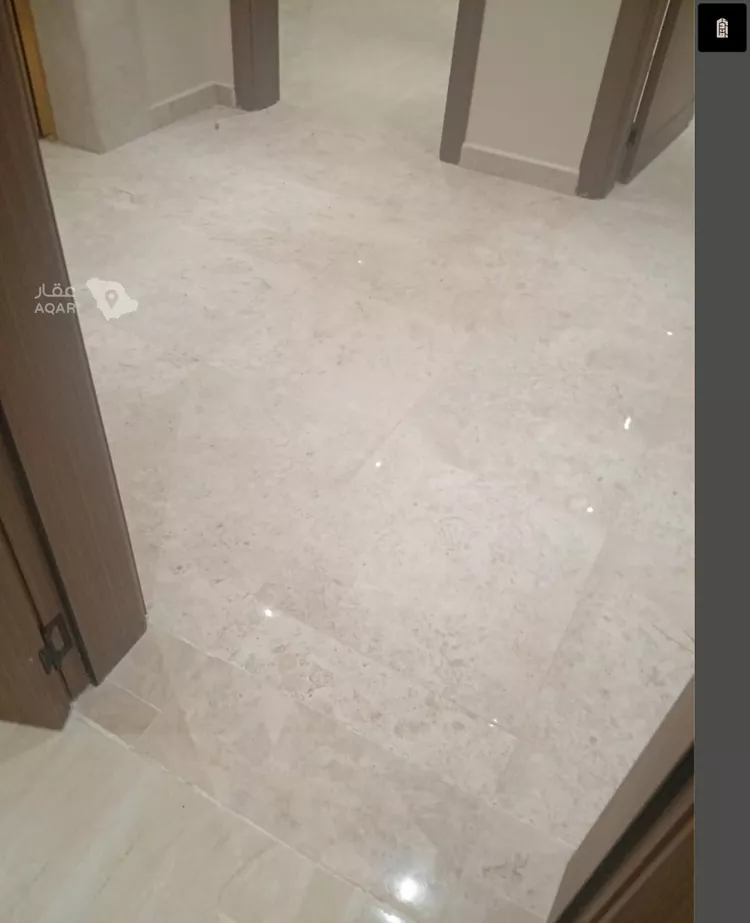 عمارة للإيجار في شارع البراء بن عازب, حي الضباط, مدينة الرياض, منطقة الرياض 7