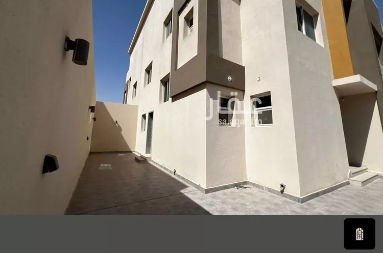 فيلا للبيع في شارع طارق بن أشيم, حي الرمال, مدينة الرياض, منطقة الرياض صورة 4