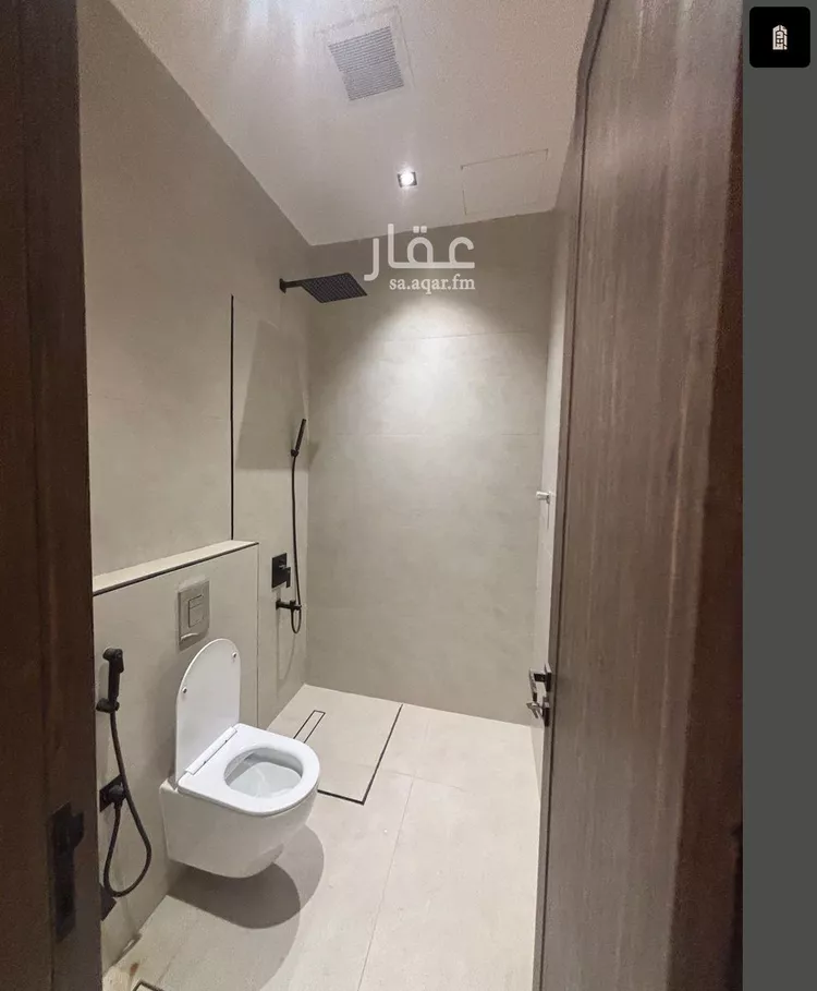 دور للبيع في شارع الريحانية, حي السعادة, مدينة الرياض, منطقة الرياض 15