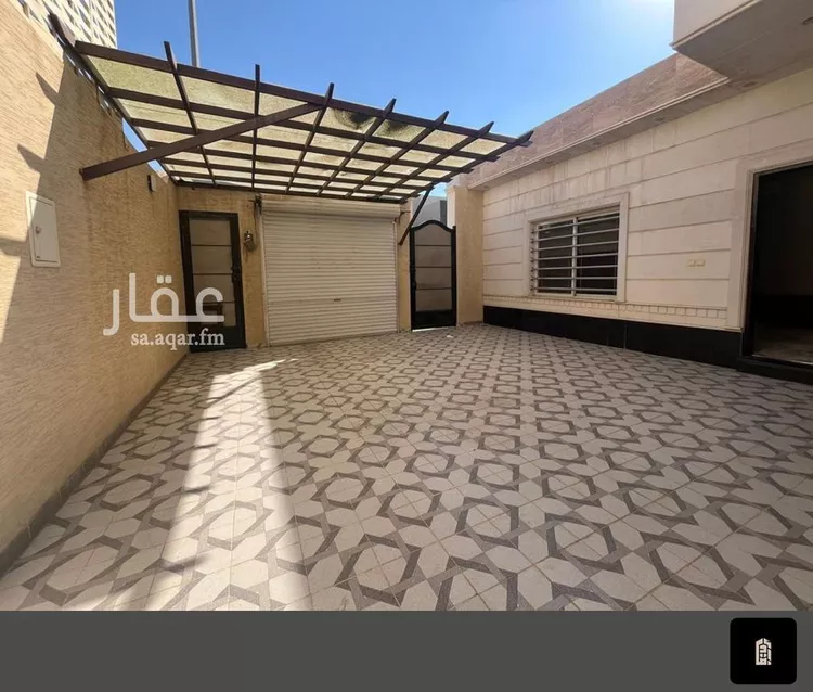فيلا للبيع في شارع علي بن أبي طاهر, حي السعادة, مدينة الرياض, منطقة الرياض صورة 2