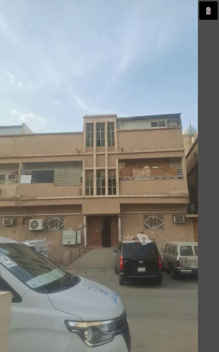 عمارة للبيع في شارع البيطار, حي غبيرا, مدينة الرياض, منطقة الرياض صورة 4