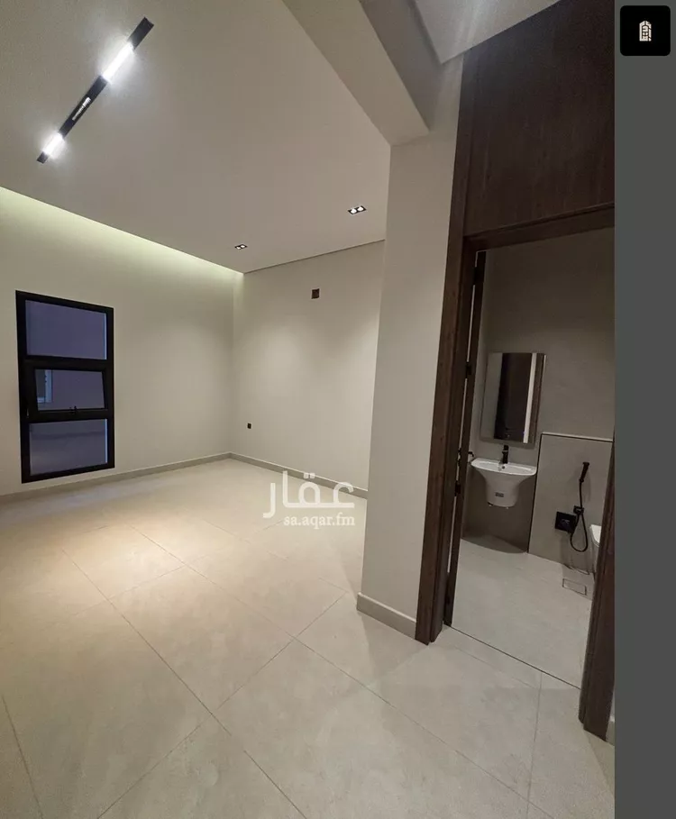 دور للبيع في شارع الريحانية, حي السعادة, مدينة الرياض, منطقة الرياض 7
