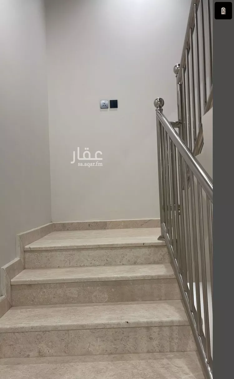 دور للإيجار في شارع محمد بن عمر العرابي, حي الصفاء, مدينة الرياض, منطقة الرياض صورة 4