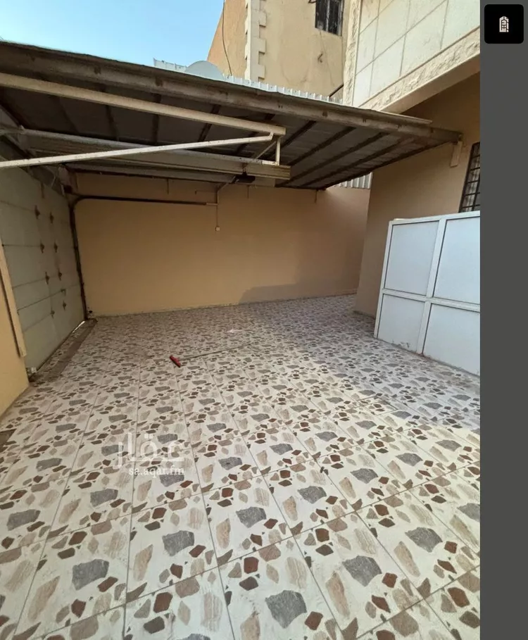 Floor for Rent in Riyadh Al Fayha 10
